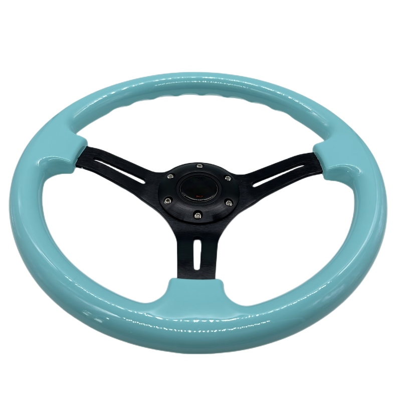 Three Reasons to Upgrade to a Universal Steering Wheel